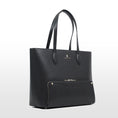 Charger l'image dans la visionneuse de la galerie, Joyce noir Tote bag cuir vegan recyclé 2 en 1
