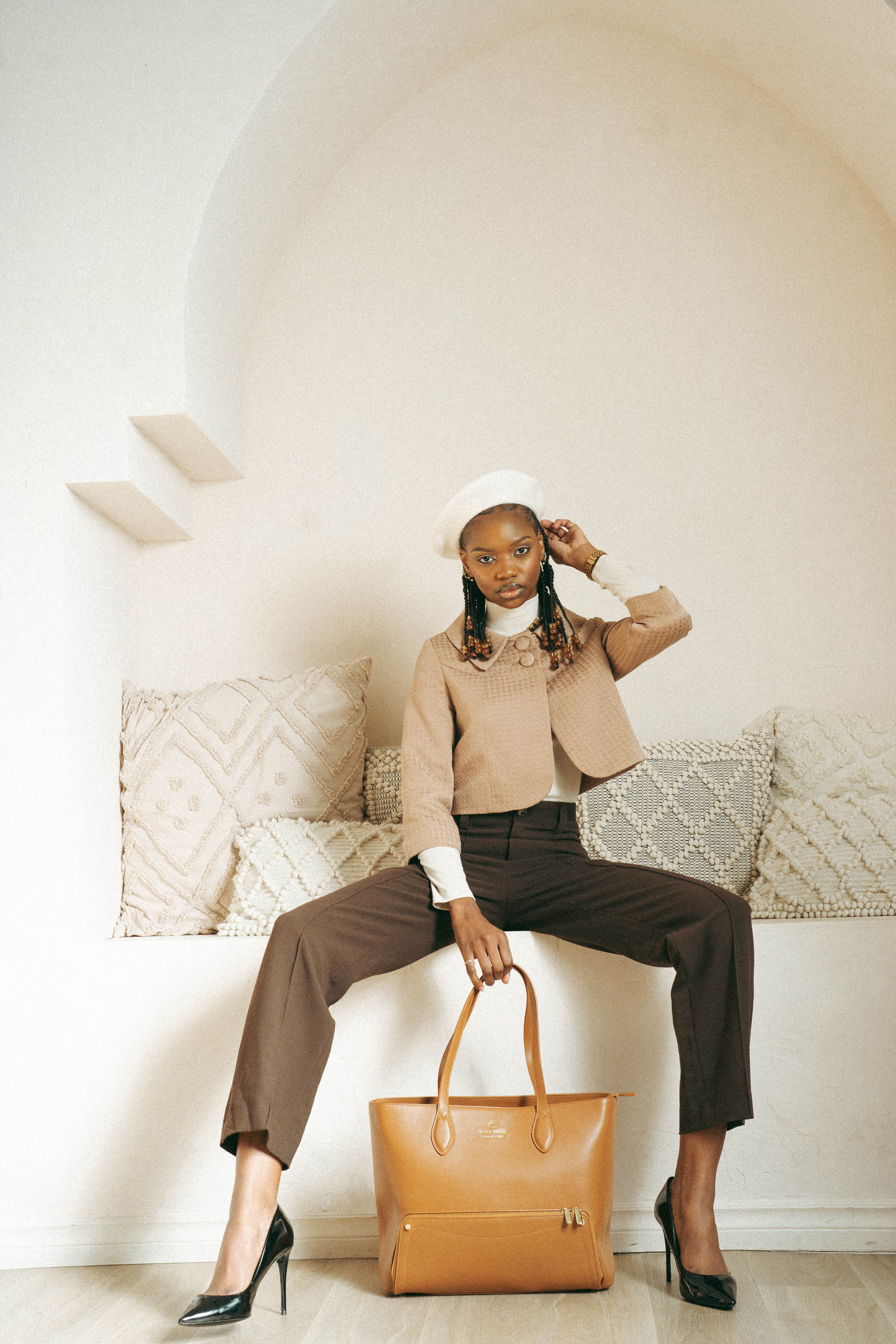 Joyce 2-in-1 recycled vegan leather tote bag